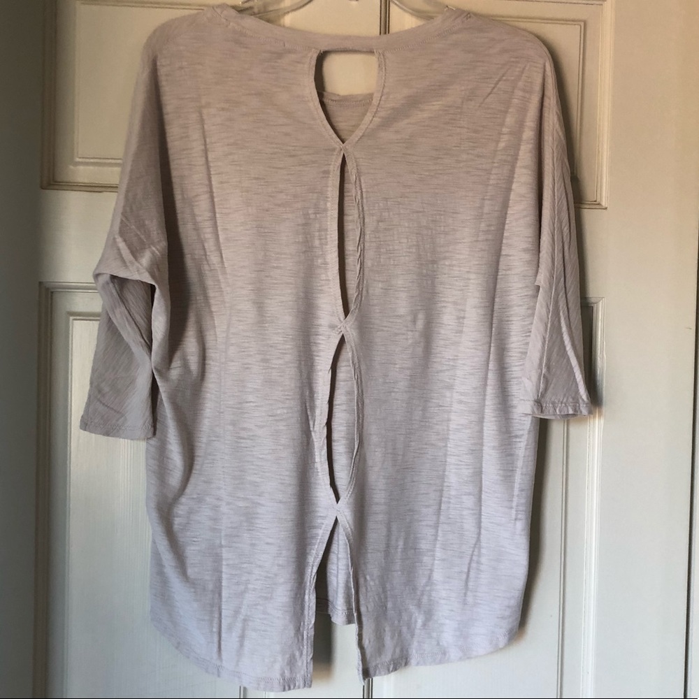 Forever21 Top - Picture 2 of 4